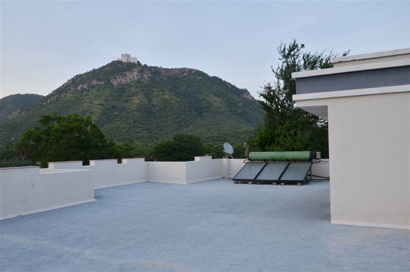 The Royale Country Retreat Bed & Breakfast Udaipur Bagian luar foto