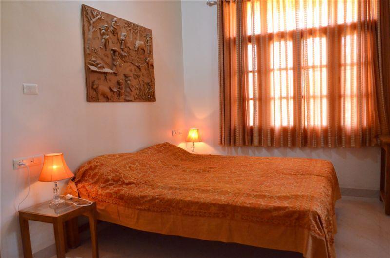 The Royale Country Retreat Bed & Breakfast Udaipur Bagian luar foto
