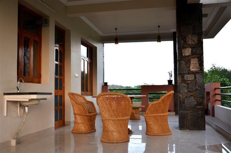 The Royale Country Retreat Bed & Breakfast Udaipur Bagian luar foto